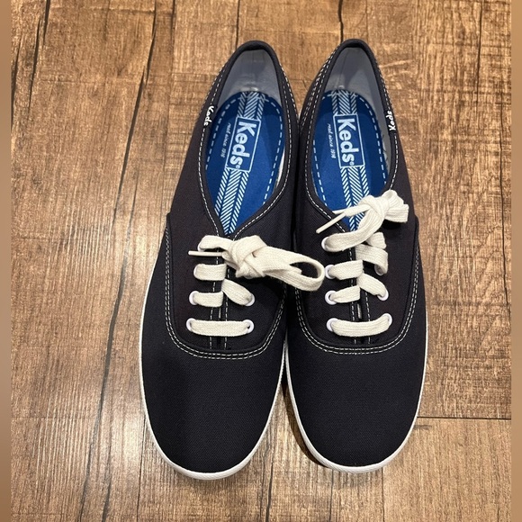 NWOT Keds navy blue lace up sneakers - Picture 3 of 7